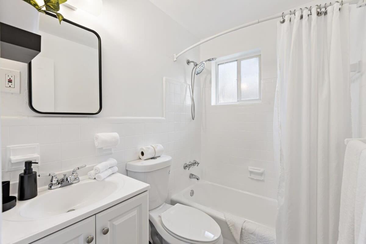 Lovely Rental Unit With Free Parking On Premises Fort Lauderdale Zewnętrze zdjęcie
